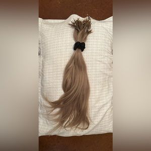 I-tip hair extensions